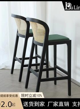 法式实木藤编酒吧椅简约黑色商用吧台椅子设计师创意酒吧高脚椅