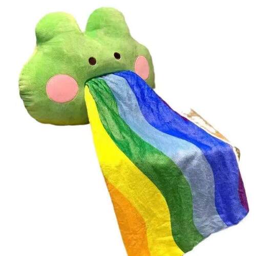 蛙呕抱枕毯子二合一被子两用午睡午休毯盖毯车载毛毯彩虹毛绒