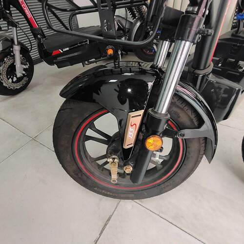 电动汽车配件蓄电池汽车前泥瓦水盾冷却运行133型号133S型号特殊