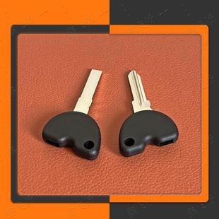 适用比亚乔MP3 GTV 250 吉雷拉500 贝弗利350 可装芯片摩托车钥匙