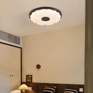 奶油中古风卧室吸顶灯美式 复古主卧房间书房简约护眼胡桃木色灯具