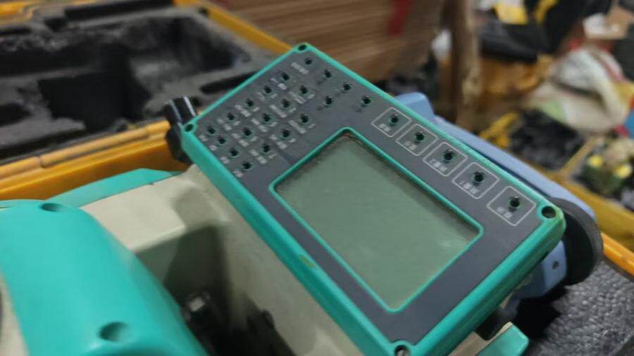 4月16日北京【京械5263】单位淘汰报废处置全站仪一台网络拍卖公告