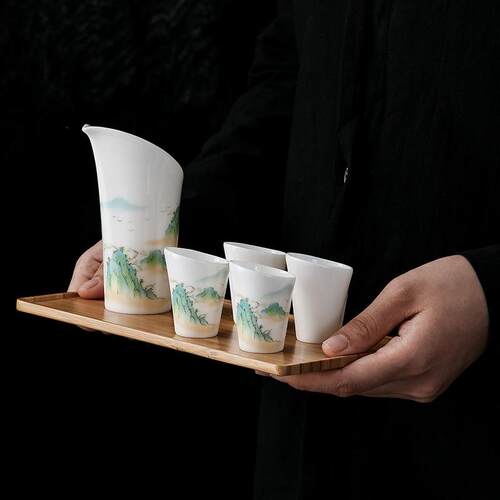 新款直销旅行酒具套装便携式包一壶四杯分酒具车载户外随身喝酒杯
