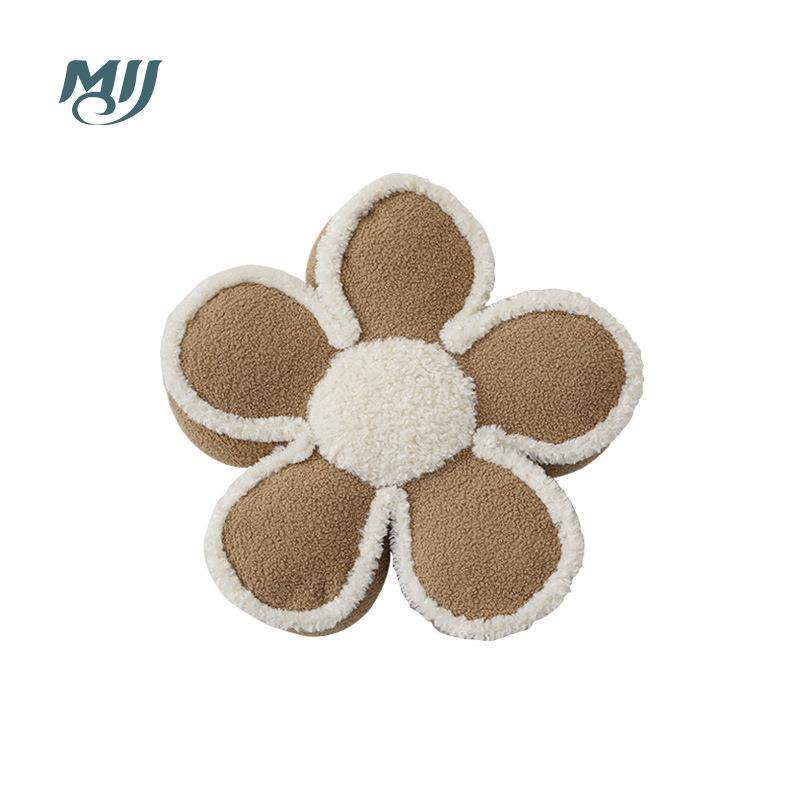 fafa系列抱枕北欧风花朵沙发靠垫可爱立体造型汽车腰靠含芯抱枕