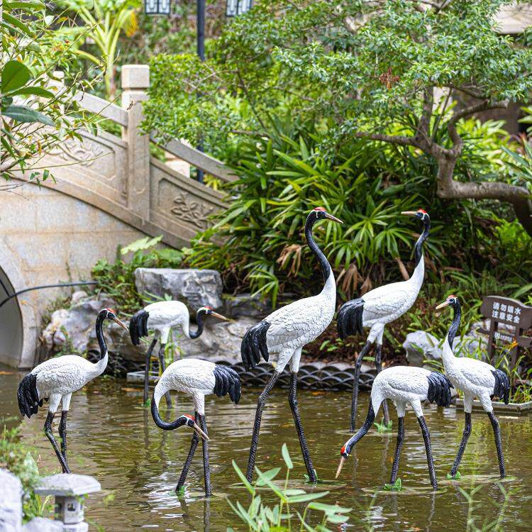 户外院仿真仙鹤玻钢雕璃塑丹顶鹤水池塘饰假山庭布景观装DIJ品大