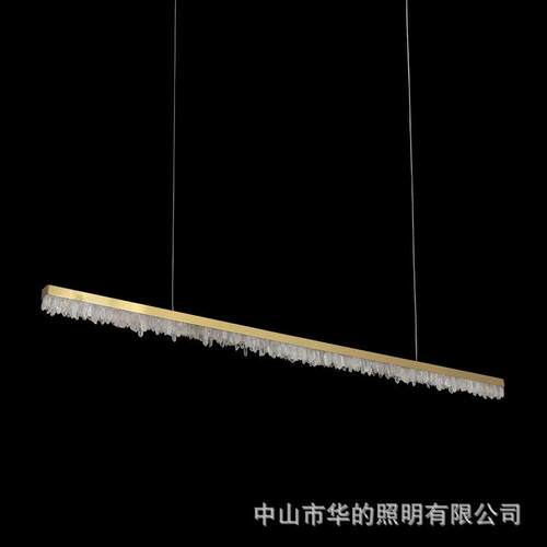 极简意式餐厅吊灯一字长条吊灯2025新款吧台天然水晶灯具餐桌灯