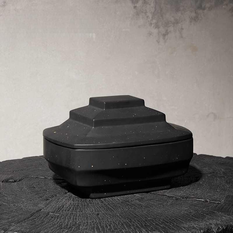 黑色陶瓷收纳盒仿宋执壶玻璃茶具套装中式琉璃太湖石雕塑摆件