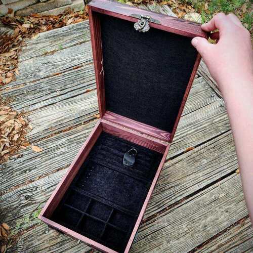 跨境 Skull and Nature Hidden Key Box紫色骷髅盒钥匙箱家居木盒