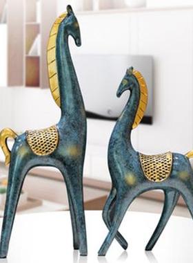 正品北欧财饰情侣马摆件家居客厅入户玄关招装品摆设乔迁新居业开