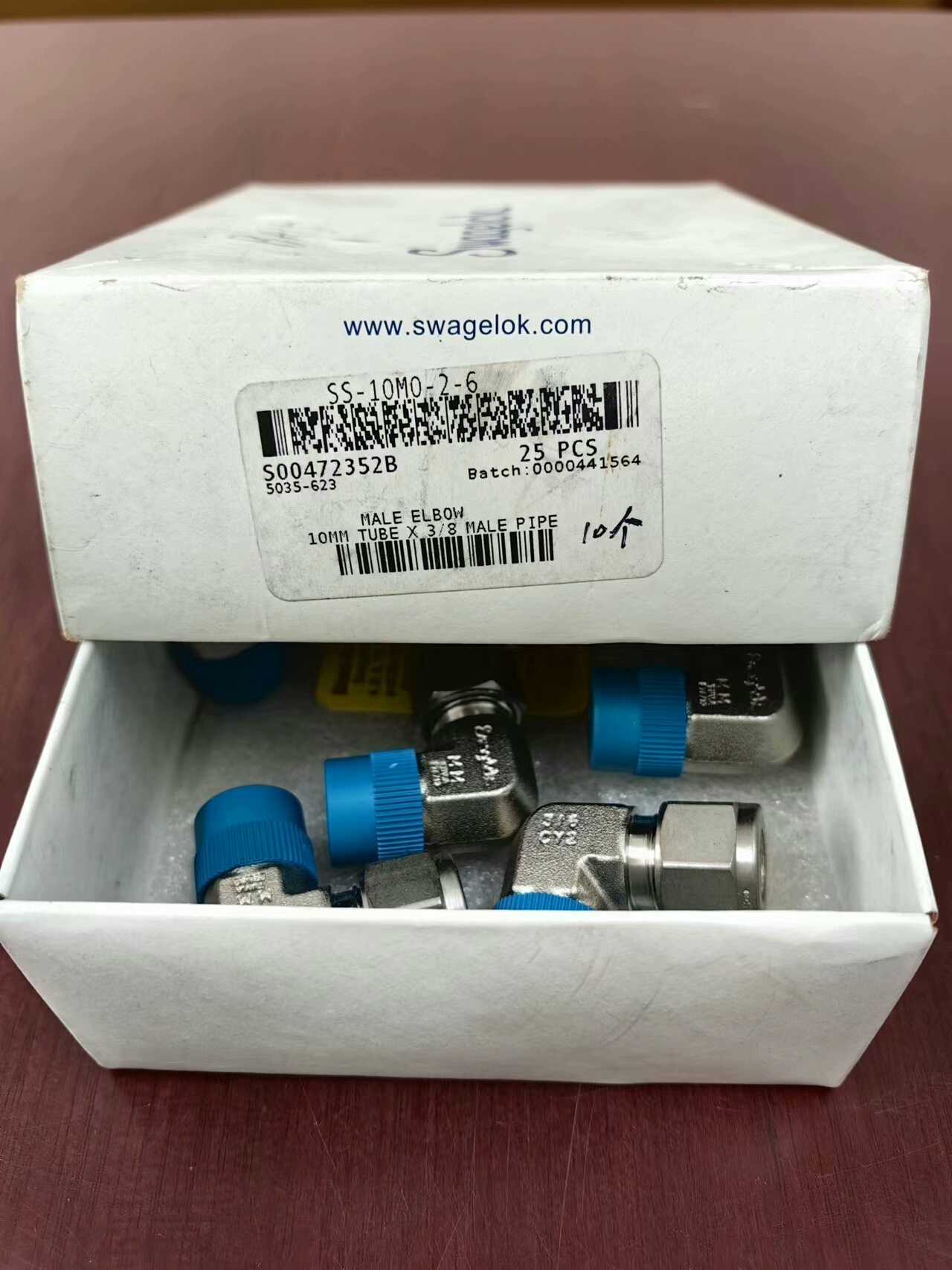 Swagelok  SS-10M0-2-6 全新原装正品，单