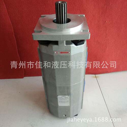徐工吊车三联齿轮油泵CB-KPZH63/50/32 右旋三联液压泵