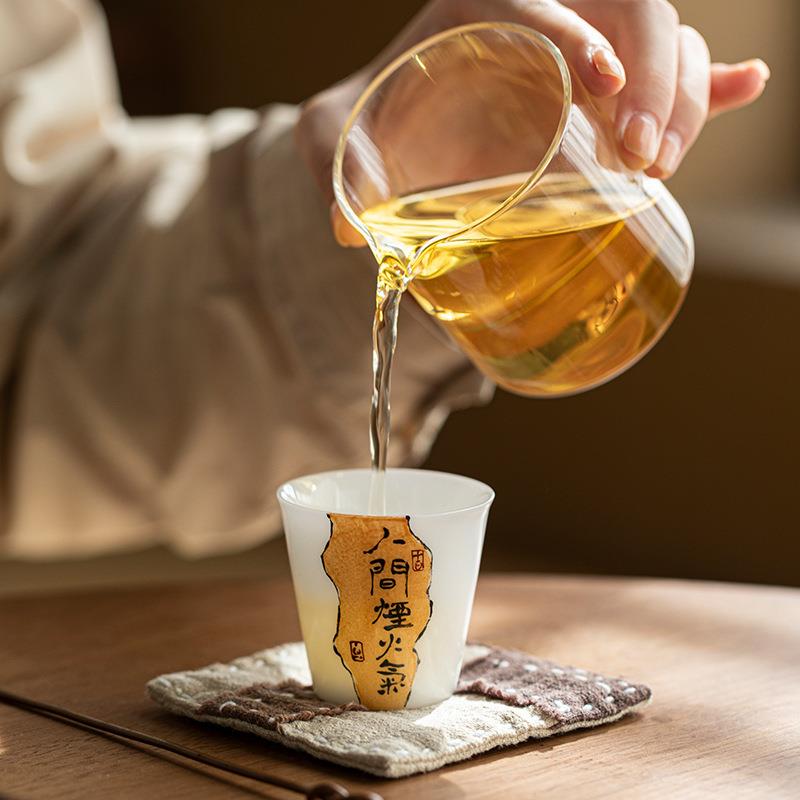 白皙玉泥手写文字闻香杯国风白瓷茶杯品茗杯家用喝茶小杯个人茶盏