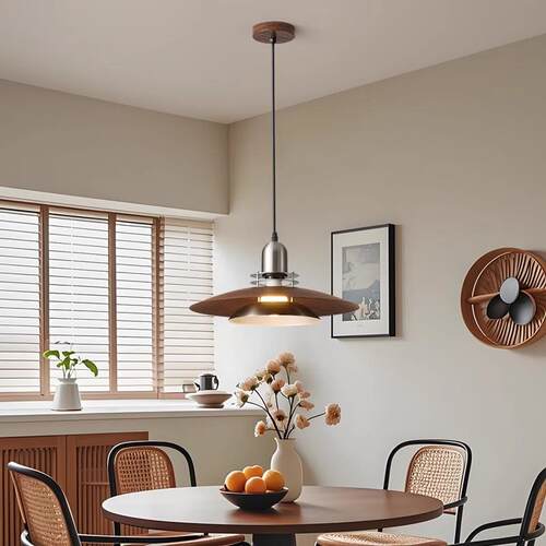 包60豪斯餐厅吊灯木色中风古美式桃复古飞碟灯餐厅胡吧台护眼餐桌