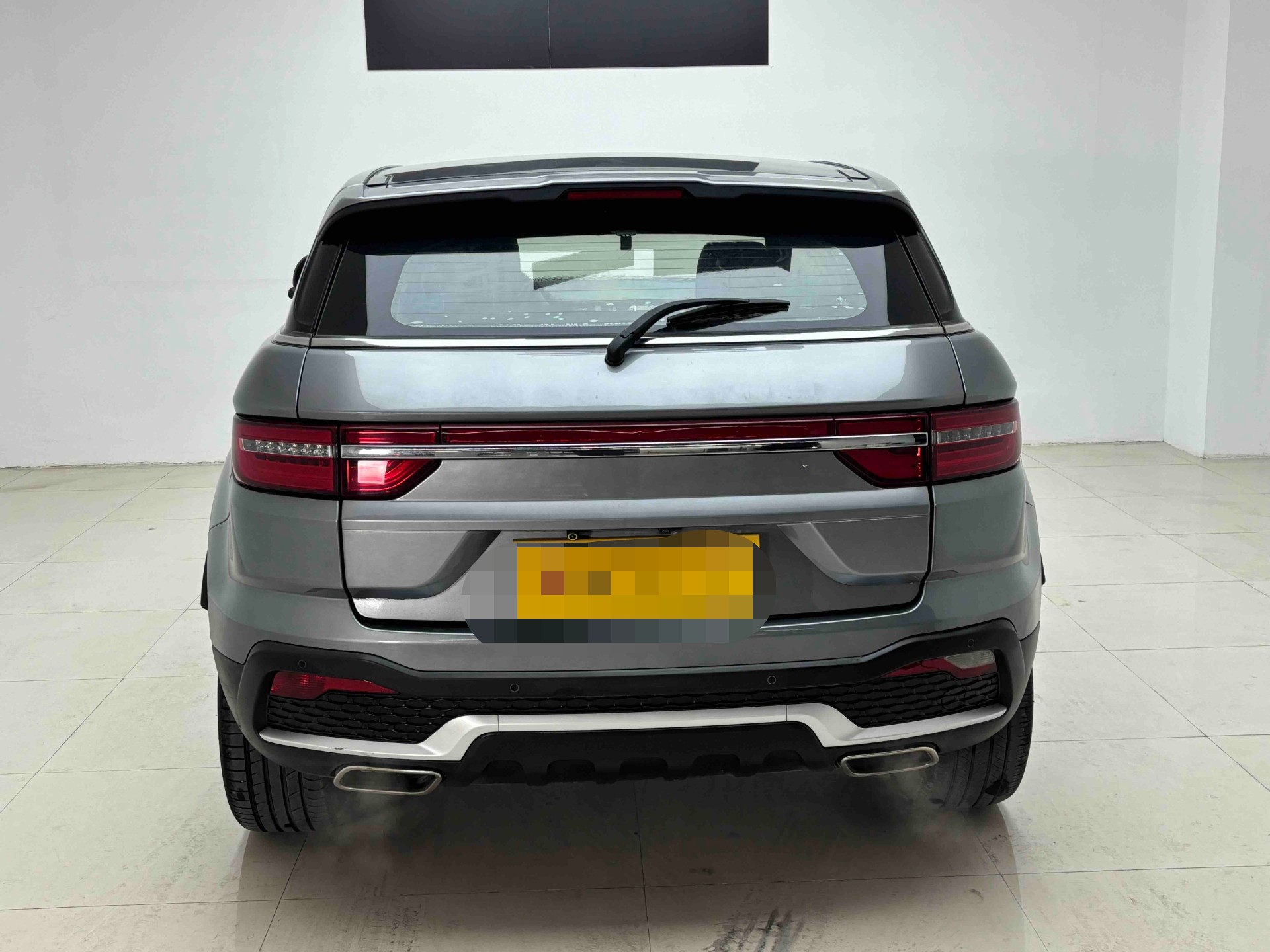 2018 Landwind X7 exterior detail