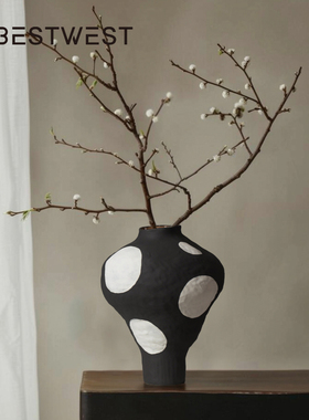 陶瓷现代家居瓶装博饰手工家居装花瓶白波软西 黑点摆件插花简约