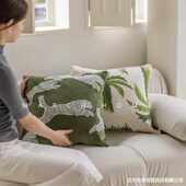 靠枕荷兰复古套绒布亲法式 田园客厅古风绣花中肤枕绒风抱餐厅靠垫