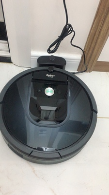 对比说说irobot扫地机器人和科沃斯哪个好？