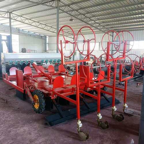 黄芩苗种植机施肥种苗一体机药材苗种植机苦参移栽机黄芪苗种植机