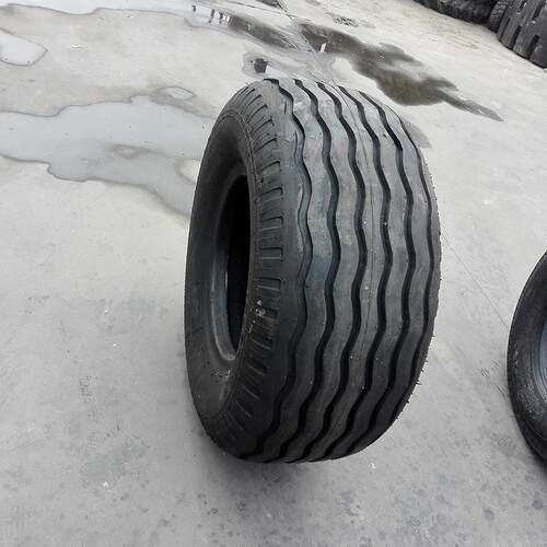 18-20轮胎20-20沙漠轮胎运输车尼龙工程机械轮胎