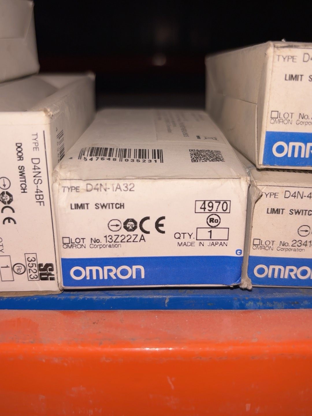 全新原装欧姆龙限位开关