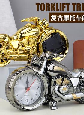 创意奖杯造型的小闹钟装饰摆件床头宿舍卧室送男孩女生儿童时钟表
