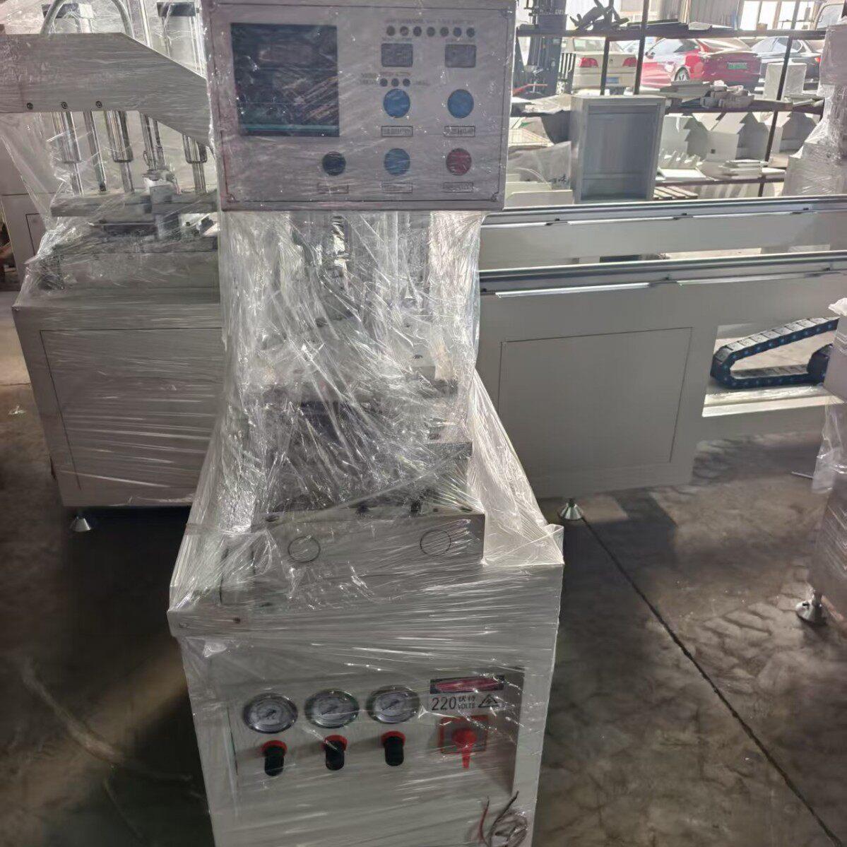 用于PVC窗户的头焊接机塑钢头焊接机运行平稳操作简图片