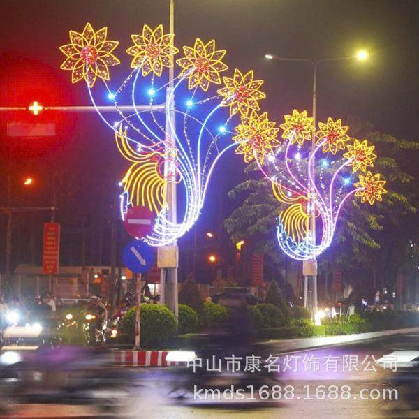 路灯杆造型孔雀玫瑰花灯祥云彩灯横跨马路装饰新款节日造型