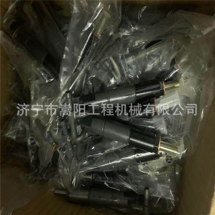 发动机4D95发动机喷油器6208-11-3100喷油嘴柴油机矿山