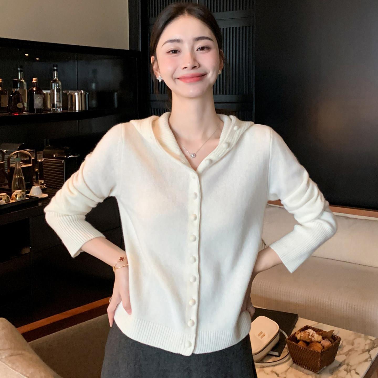 2025新款加厚山羊绒开衫女连帽外套秋冬季宽松羊毛针织毛衣带帽衫