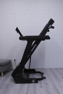 adidas阿迪达斯跑步机怎么样?传言质量很差?!!!【诉说大感受