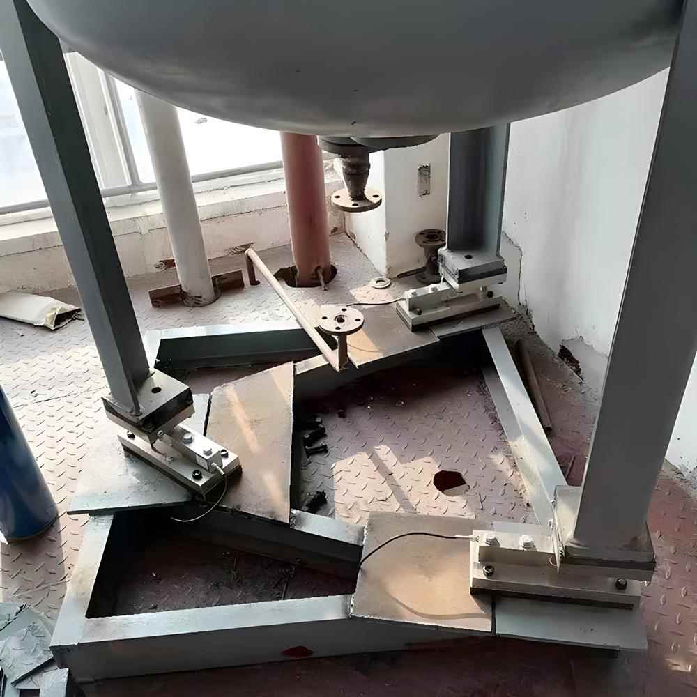 三条腿0储吨罐加装UQY5称重模块 -料罐称重系统 带42mA反应釜电子