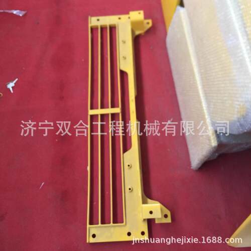 PC300-8 360-8发动机护罩支架 机罩支架总成 207-54-7812