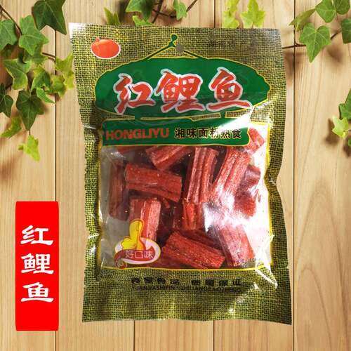 辣条辣条红鲤鱼辣条10袋包邮红102g麻辣红辣条零食亲嘴鲤鱼