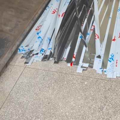 不锈钢薄板条华诚304板材304拉丝不锈钢带宽窄长短均可选择订做