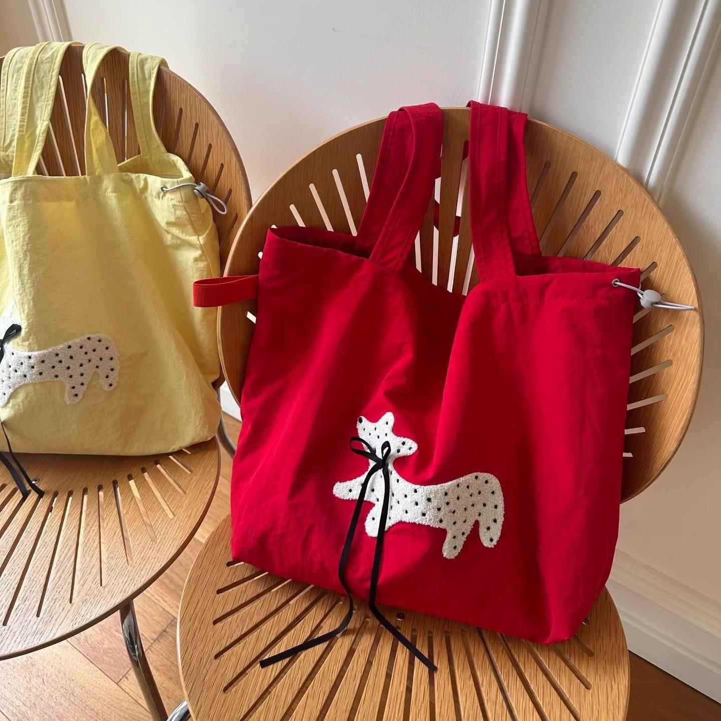 2025夏季新款包女韩版字母印花单肩休闲 百搭抽绳刺绣托 托特包大