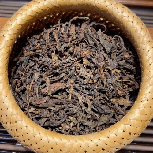 2002年缅甸果敢古树熟茶300克/包