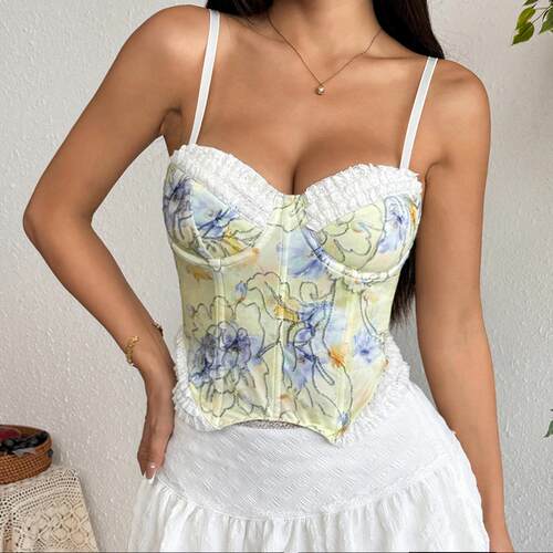 Gold thread embroidery style multi-layer lace chest cup