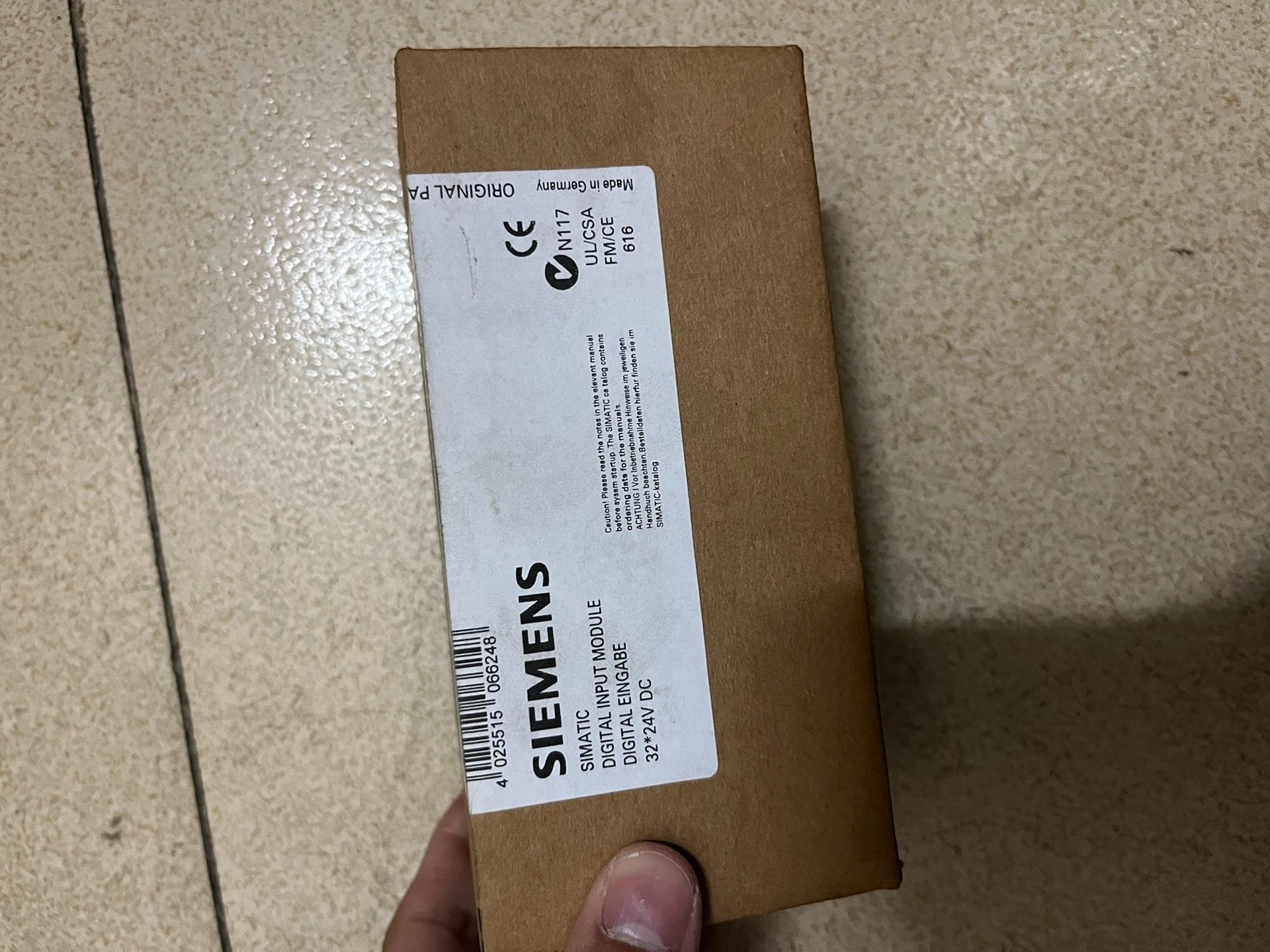 西门子131-1BL01全新仅拆封，原装正品。