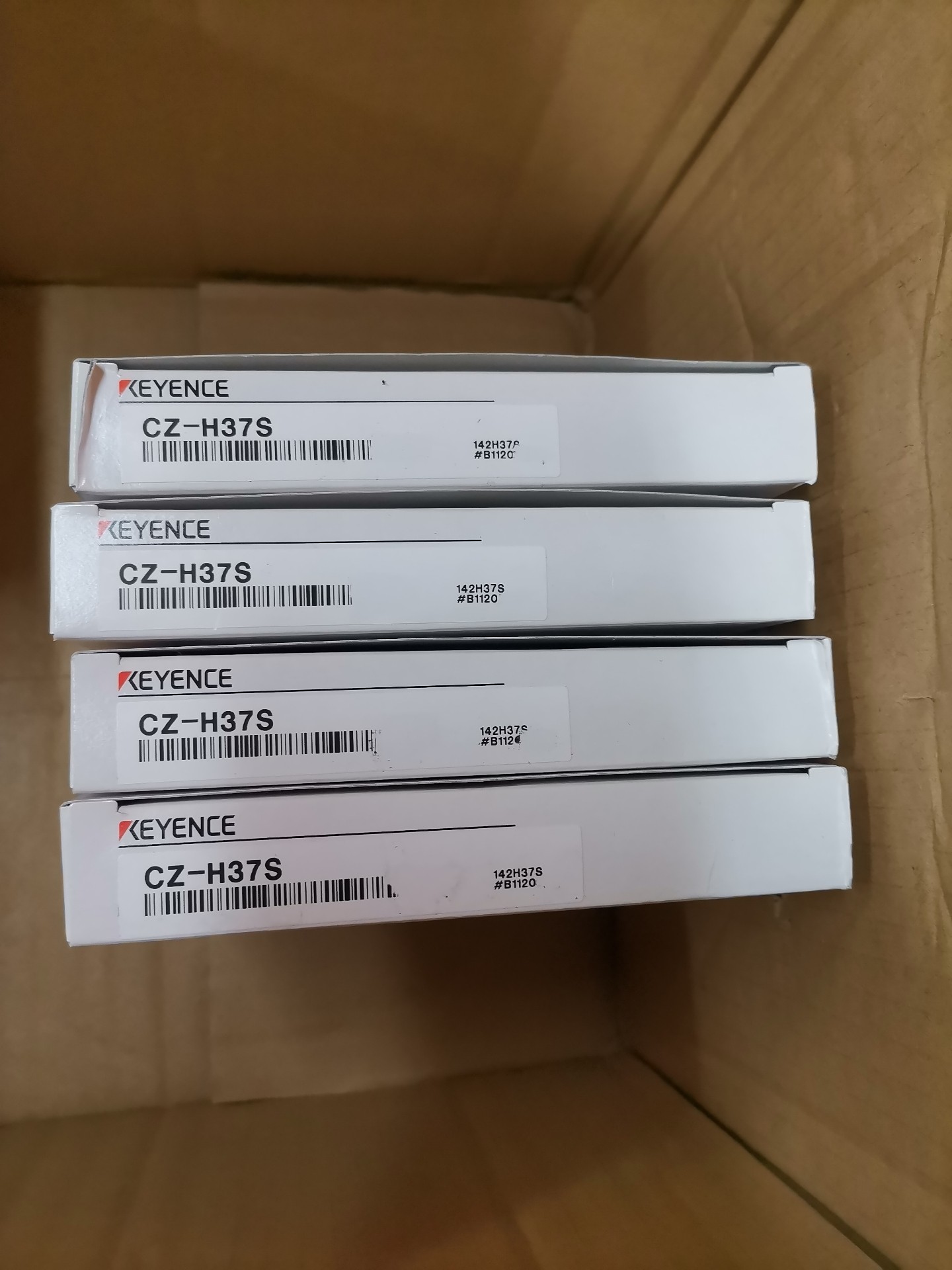 基恩士传感器CZ-H37S全新原装正品