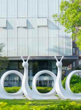 公园动物玻璃钢蜗件牛座椅摆雕园林幼OHF儿塑园景区抽象饰品商场