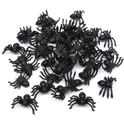 50 Pcs Useful Plastic Black Spider Halloween Decoration Fest