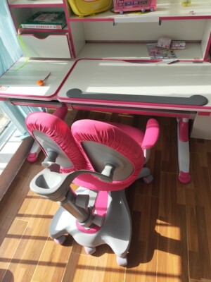 家长反馈爱学习儿童书桌怎么样?大来讨论下真相内幕