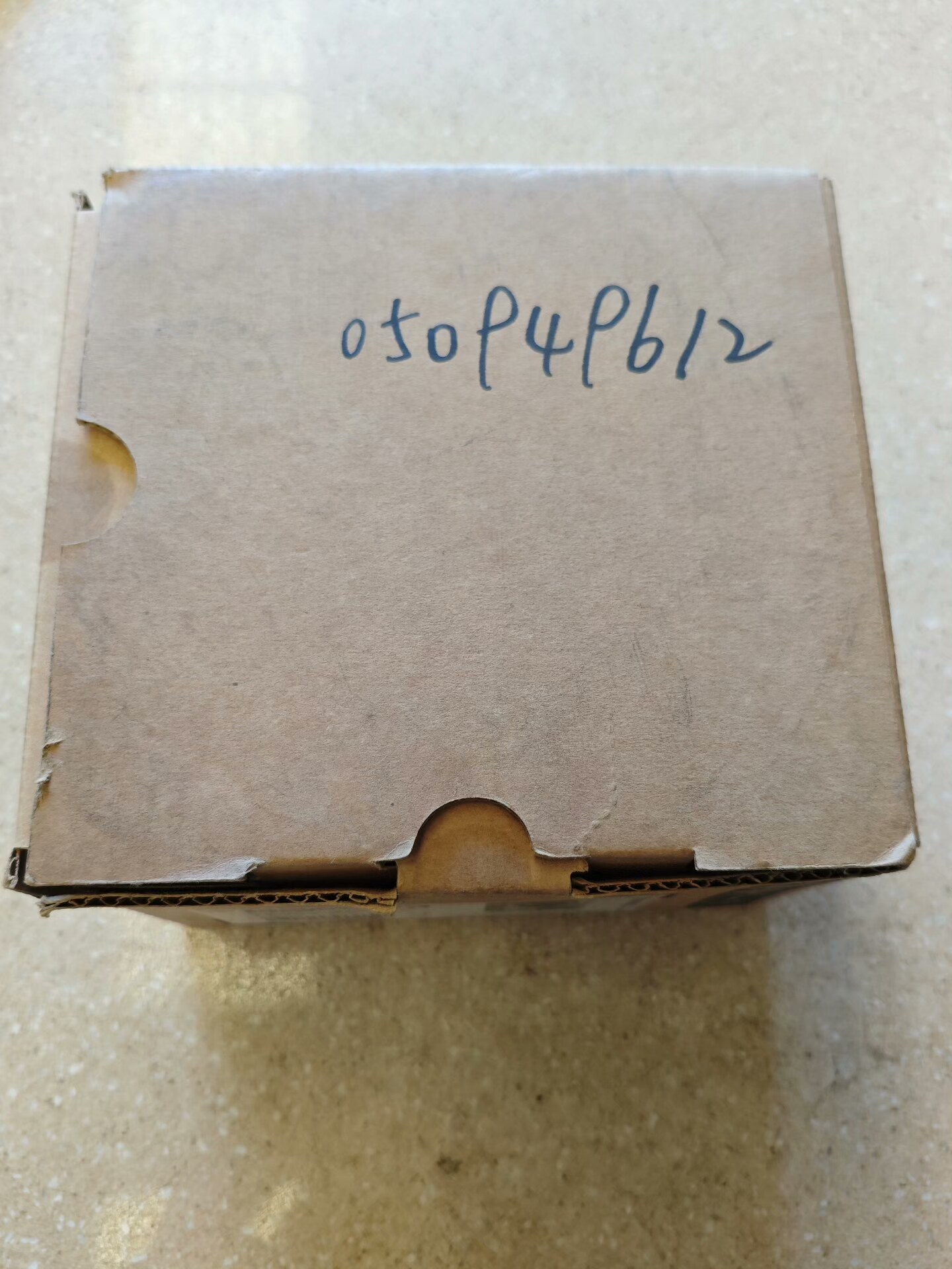 施耐德变频器 ATV31H075M2 库存货，未使用，仅开封