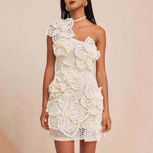Hanging neck three-dimensional floral dress for the
