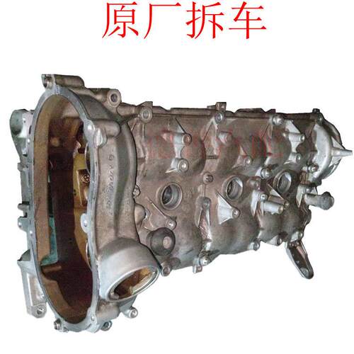 适用奔驰R300R350S300S320S350汽缸盖缸头气门室盖凸轮轴