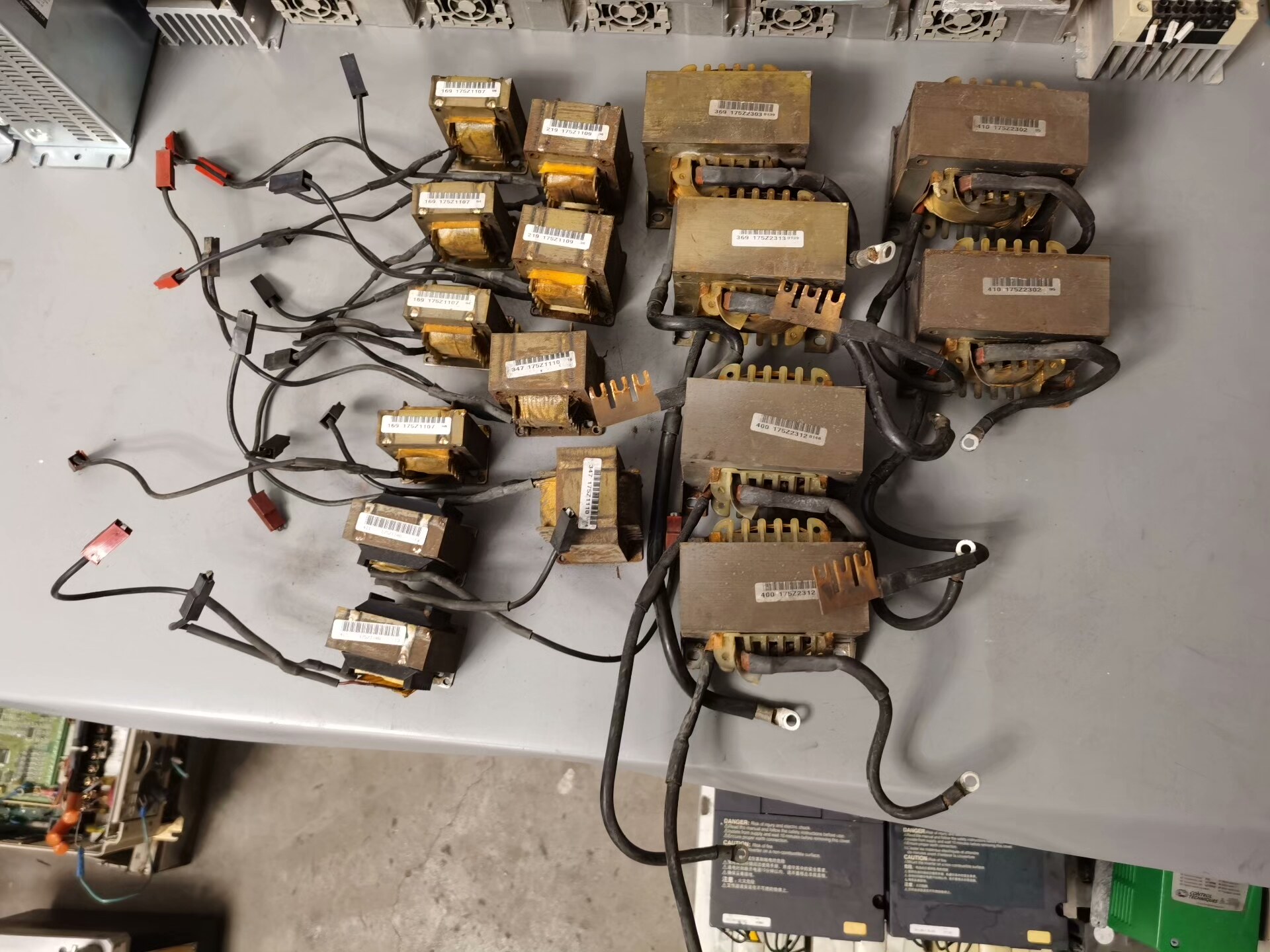 电抗器一批，大大小小16个，拆机二手原装进口，成色及具体型号