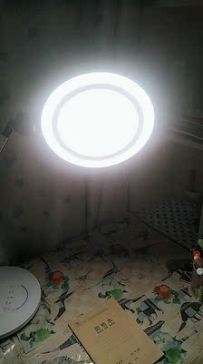 孩视宝LED书桌护眼台灯智能儿童护眼灯怎么样？评判质量太差有依据吗？