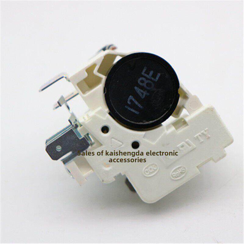 全新冰箱冰柜压缩机PTC启动器 扎努西配件保护组合起动器QP3-15/C