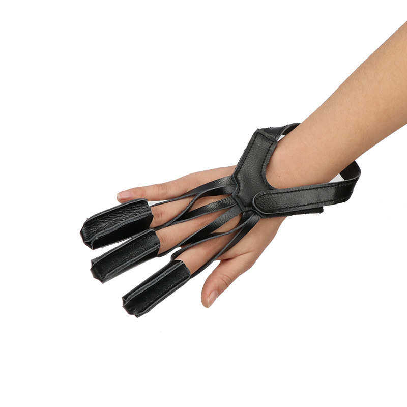 射箭牛皮护具黑寡妇护指防护用品三指护指地中海撒放牛皮护手扳指,运动/瑜伽/健身/球迷用品,箭靶,淘宝优惠券,粉丝福利购,淘宝优惠卷