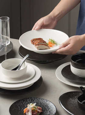 厂家白色碗碟套装简约家用碗盘子北欧风碗筷勺高级感节日送礼代发